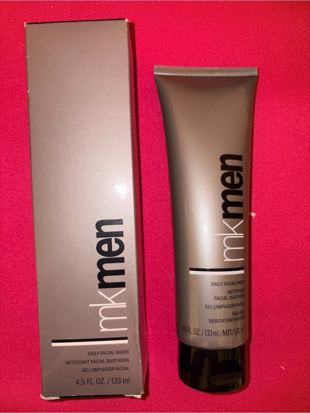 Mary Kay mkMen Daily Facial Wash - Gray Tube with Black Cap